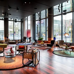 Qt Hotel Perth